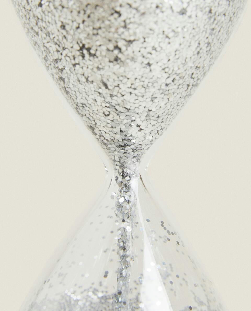 CHRISTMAS GLITTER HOURGLASS