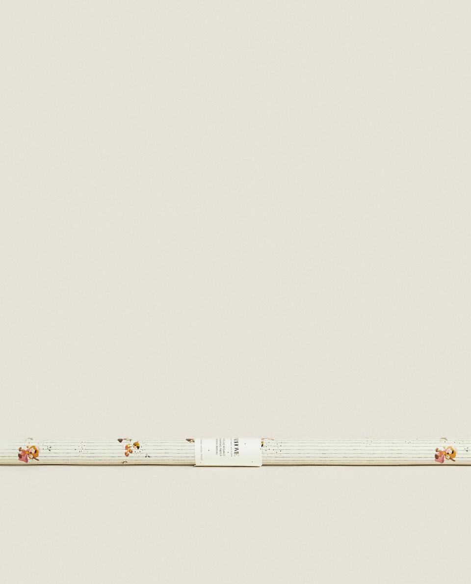 CHILDREN’S PINOCCHIO DISNEY CHRISTMAS WRAPPING PAPER