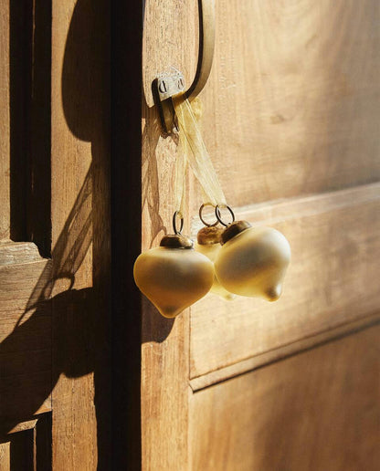 PACK OF SHINY DROPLET CHRISTMAS DECORATIONS (PACK OF 3)