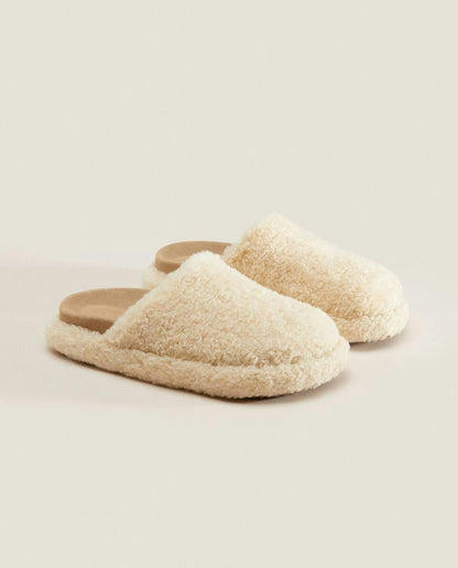 FLUFFY MULE CLOG SLIPPERS
