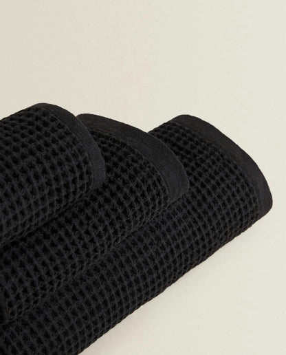 WAFFLE-KNIT COTTON TOWEL