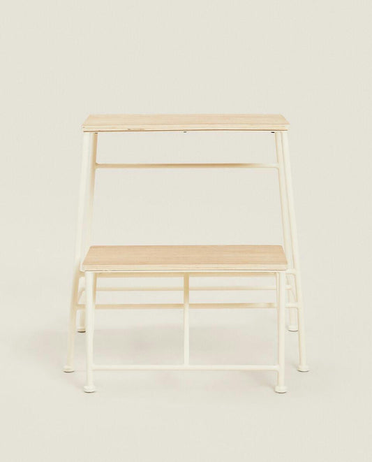 WOOD STOOL | LADDER