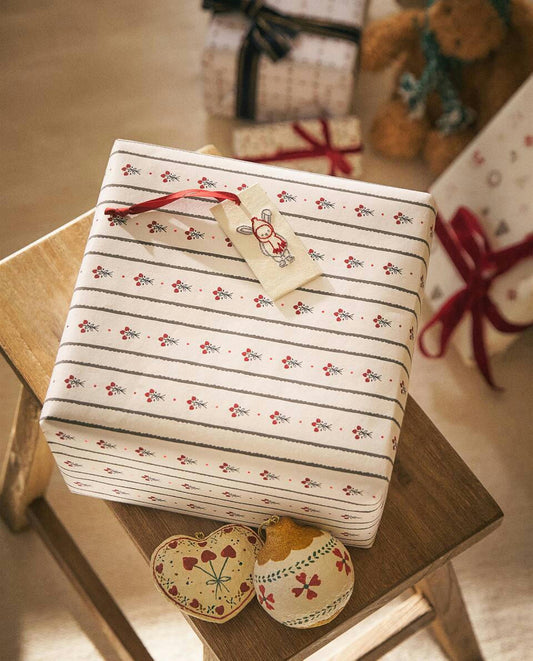 CHRISTMAS STRIPED HOLLY GIFT WRAPPING PAPER